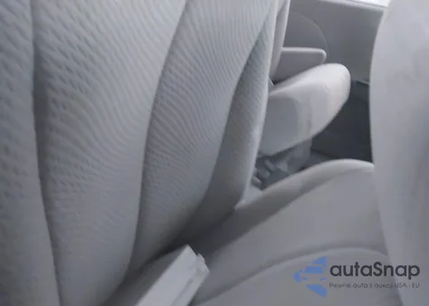 2011 Toyota Sienna Le V6 z USA, uszkodzony, nr VIN 5TDKK3DC0BS071594